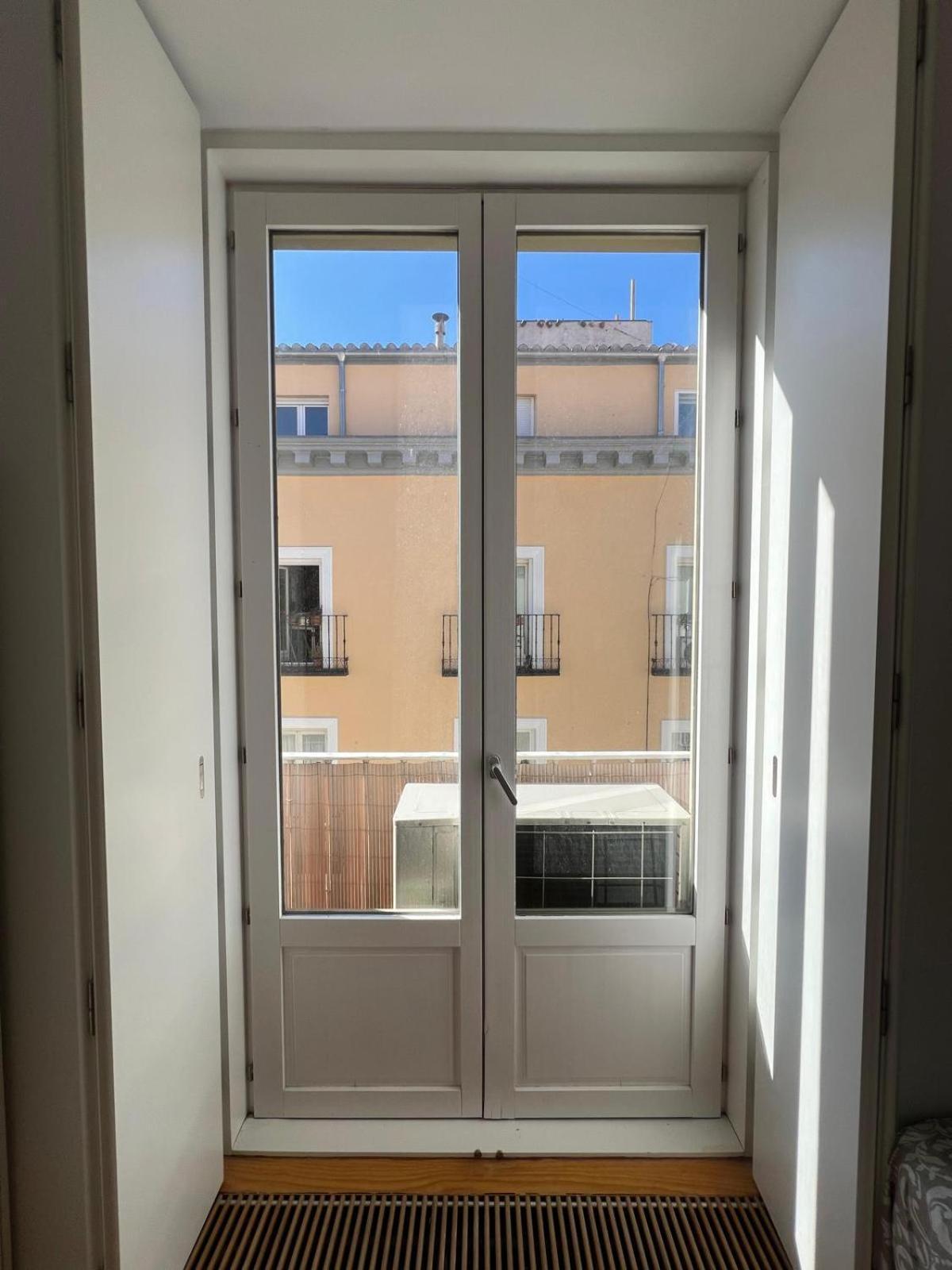 Private Rooms In Magdalena Street Madrid Luaran gambar